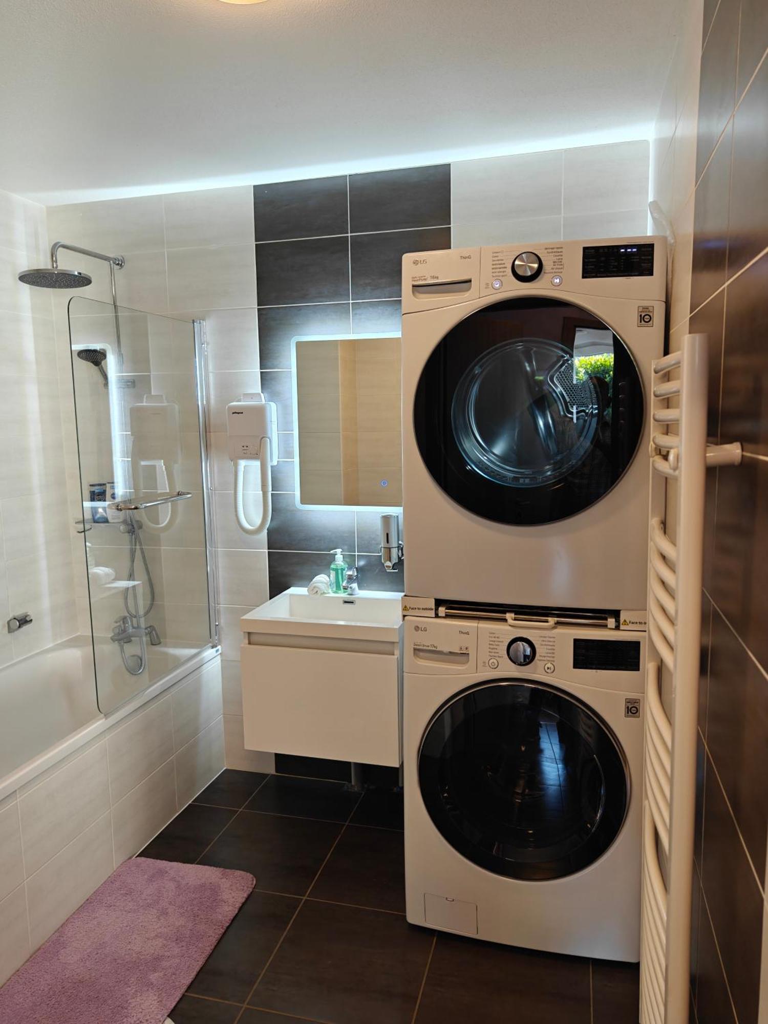 Charming Apartment With Garden, Free Parking Near Basel, Airport, Ger'Many, France, แซ็ง-ลุยส์ ภายนอก รูปภาพ